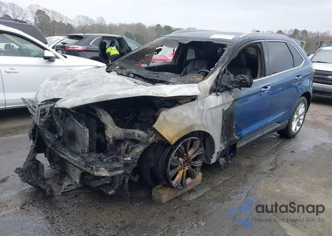 2020 Ford Edge Titanium z USA, uszkodzony, nr VIN 2FMPK3K9XLBA60212